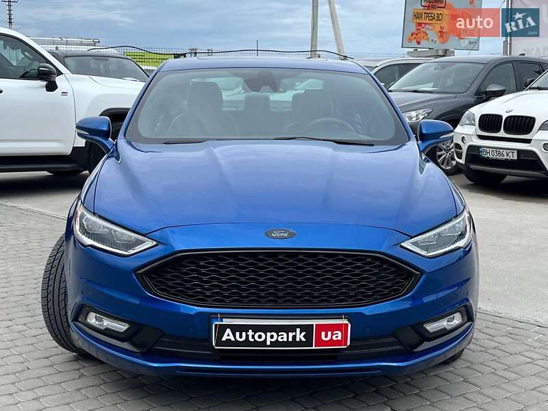 Седан Ford Fusion 2017 в Львові
