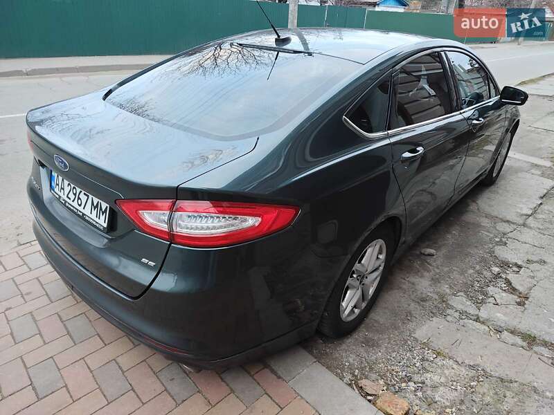 Седан Ford Fusion 2015 в Киеве