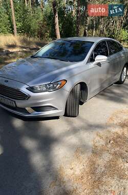 Седан Ford Fusion 2018 в 