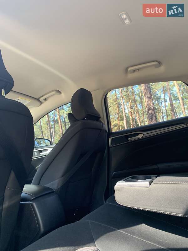 Седан Ford Fusion 2018 в Черкасах фото 39 Седан Ford Fusion 2018 в Черкасах