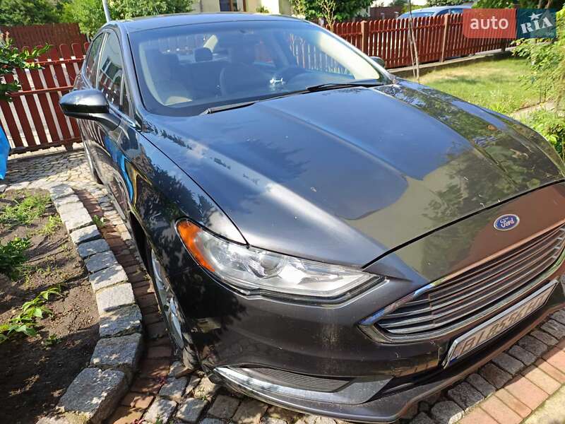 Седан Ford Fusion 2016 в Кременчуге