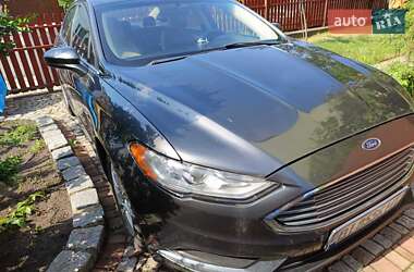 Седан Ford Fusion 2016 в 