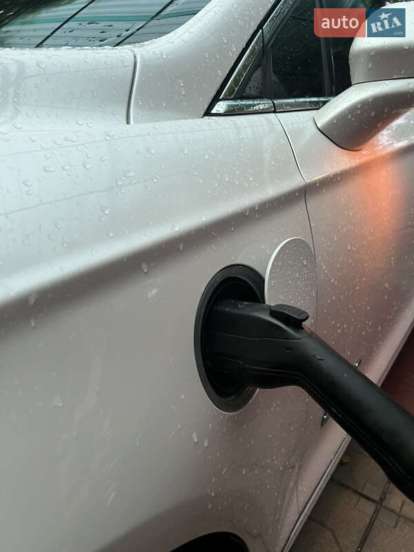Седан Ford Fusion 2014 в Хмельнике