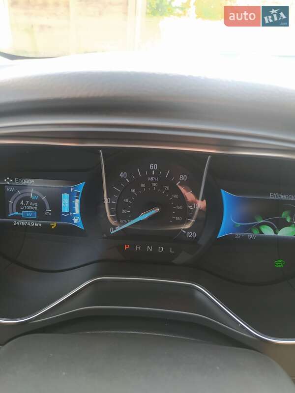 Седан Ford Fusion 2013 в Дрогобыче