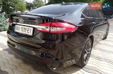 Седан Ford Fusion 2018 в 