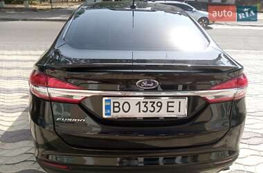 Седан Ford Fusion 2018 в 