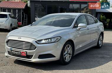 Седан Ford Fusion 2015 в Вінниці