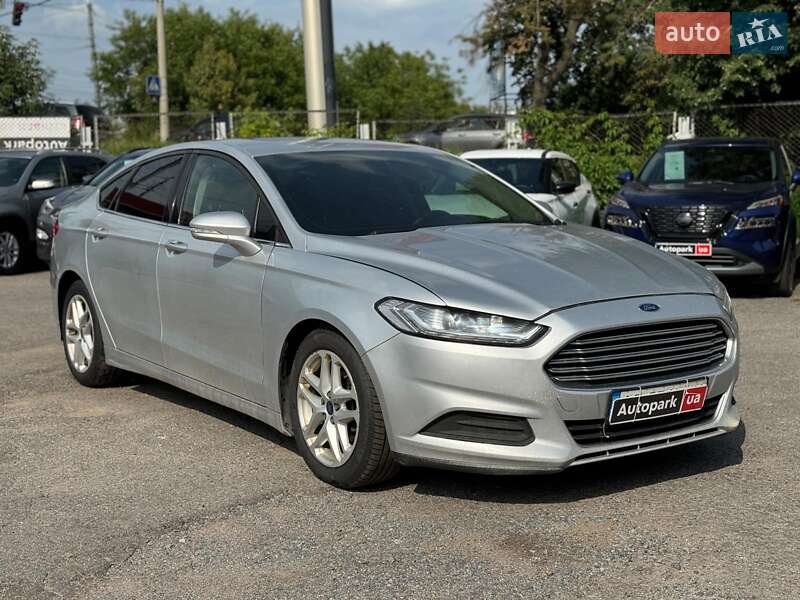 Седан Ford Fusion 2015 в Виннице