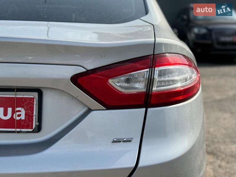 Седан Ford Fusion 2015 в Виннице