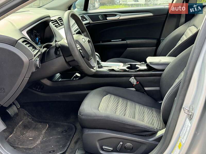 Седан Ford Fusion 2015 в Виннице