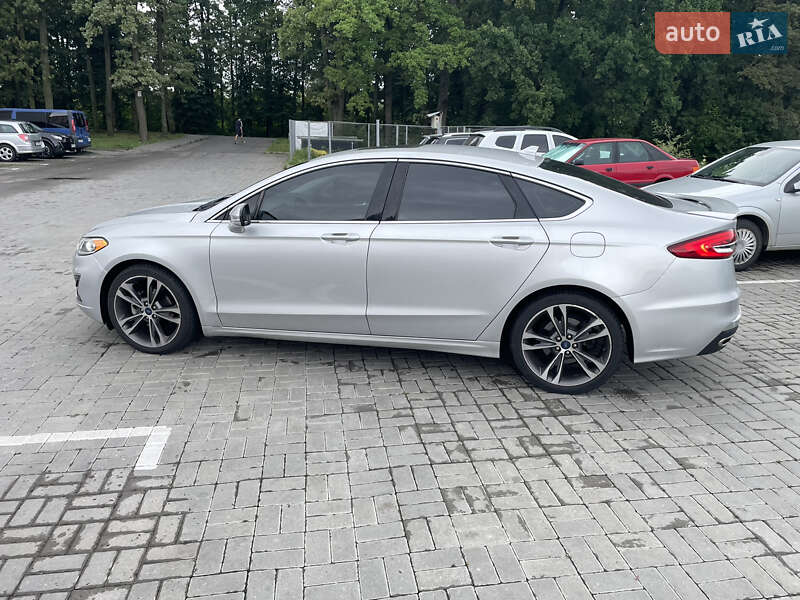 Седан Ford Fusion 2018 в Вінниці
