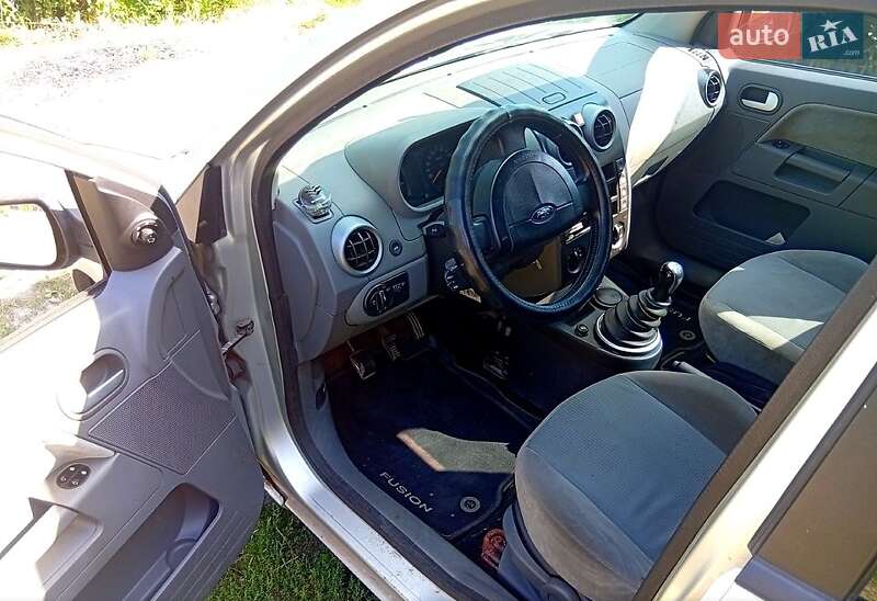 Ford Fusion 2003