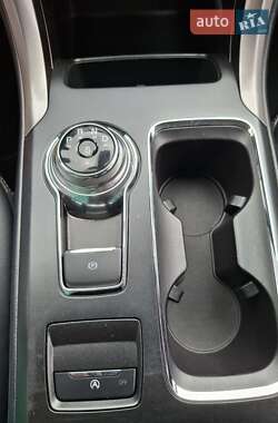 Седан Ford Fusion 2018 в 