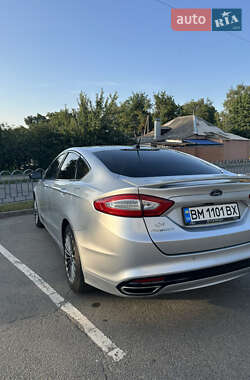 Седан Ford Fusion 2016 в 