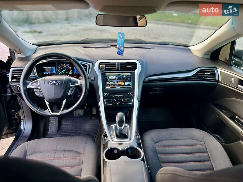 Седан Ford Fusion 2015 в Черкассах фото 2 Седан Ford Fusion 2015 в Черкассах