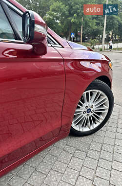 Седан Ford Fusion 2015 в 
