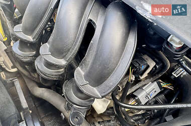Хэтчбек Ford Fusion 2006 в 
