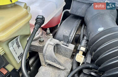 Хэтчбек Ford Fusion 2006 в 