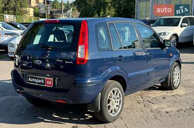 Хэтчбек Ford Fusion 2011 в 