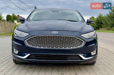 Седан Ford Fusion 2020 в 