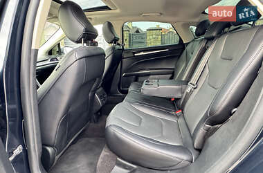Седан Ford Fusion 2020 в 