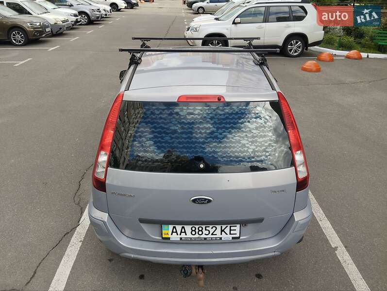 Хэтчбек Ford Fusion 2010 в Киеве