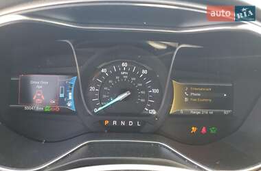 Седан Ford Fusion 2017 в 