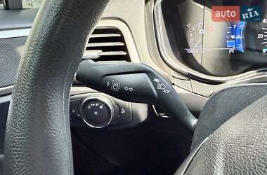 Седан Ford Fusion 2019 в 