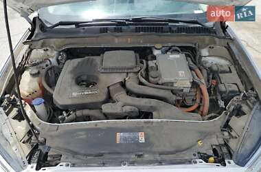 Седан Ford Fusion 2018 в 