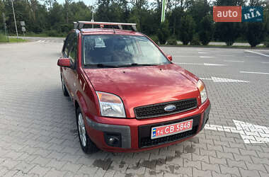 Хэтчбек Ford Fusion 2008 в 