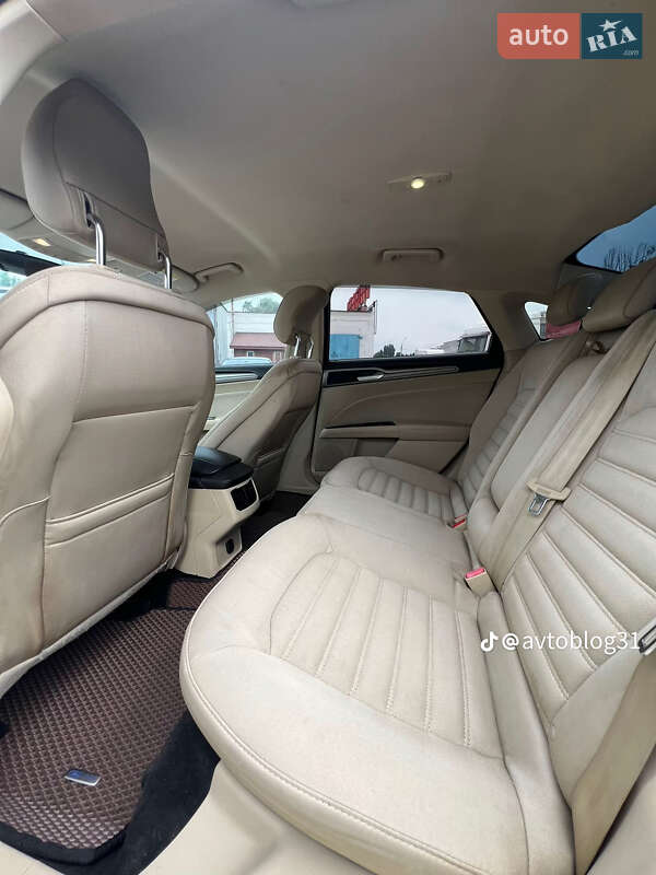 Седан Ford Fusion 2013 в Черкассах