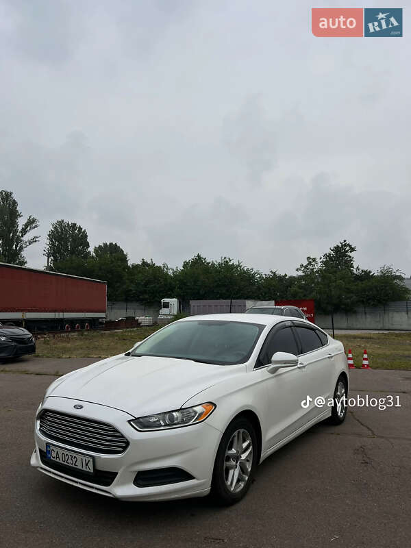 Седан Ford Fusion 2013 в Черкассах