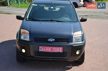 Хэтчбек Ford Fusion 2009 в 