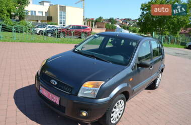 Хэтчбек Ford Fusion 2009 в 