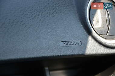 Хэтчбек Ford Fusion 2009 в 
