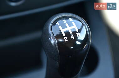 Хэтчбек Ford Fusion 2009 в 