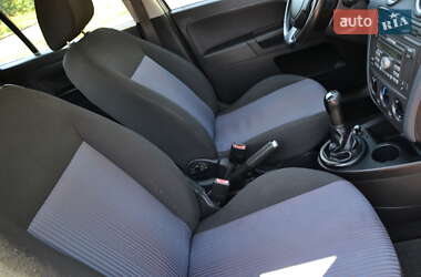 Хэтчбек Ford Fusion 2009 в 