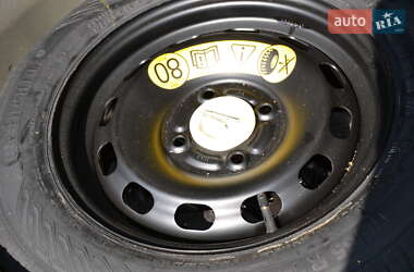 Хэтчбек Ford Fusion 2009 в 
