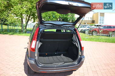 Хэтчбек Ford Fusion 2009 в 