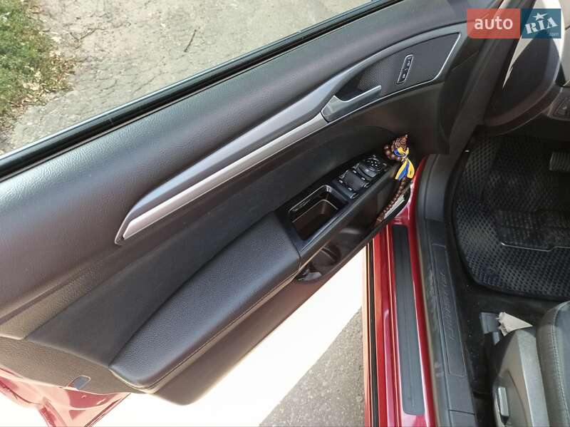 Седан Ford Fusion 2015 в Харькове