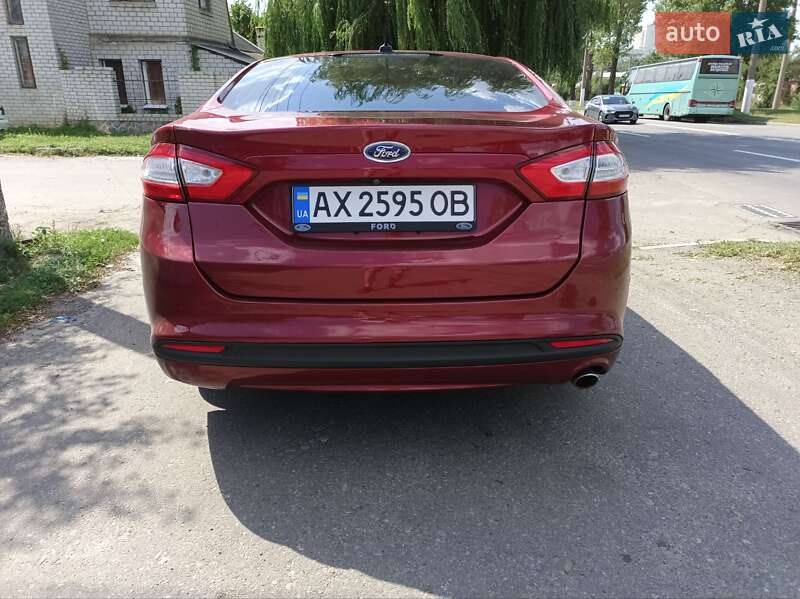 Седан Ford Fusion 2015 в Харькове