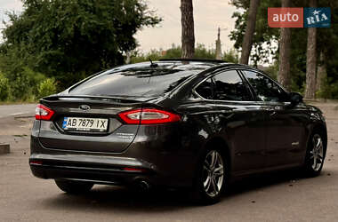 Седан Ford Fusion 2014 в 