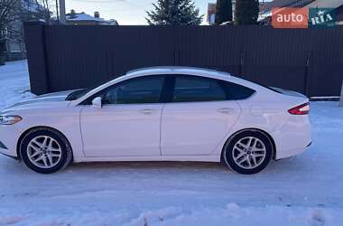 Седан Ford Fusion 2013 в 