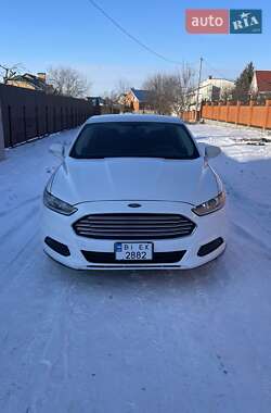 Седан Ford Fusion 2013 в 