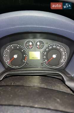 Хэтчбек Ford Fusion 2009 в 
