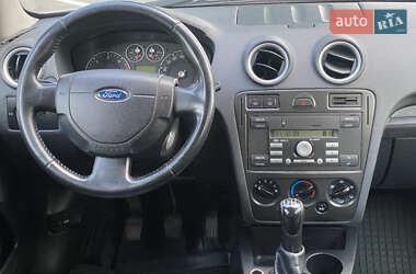 Хэтчбек Ford Fusion 2009 в 