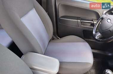 Хэтчбек Ford Fusion 2008 в 