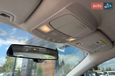 Седан Ford Fusion 2013 в 
