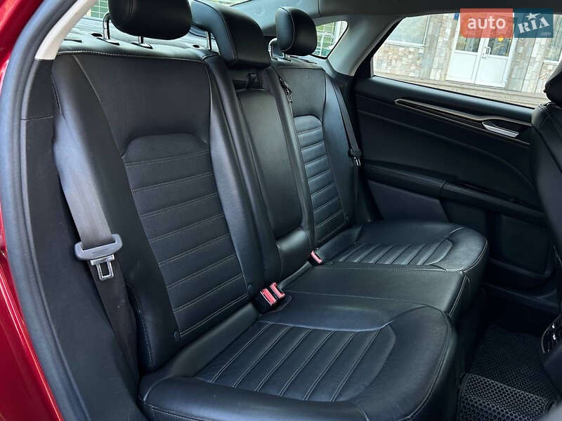 Седан Ford Fusion 2016 в Николаеве