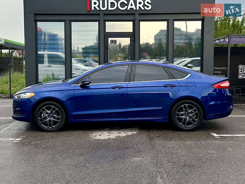 Седан Ford Fusion 2014 в Кременчуці